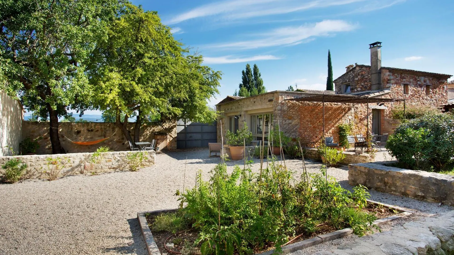 Hotel Domaine Les Petites Vaines à Goult Maison d'hôtes